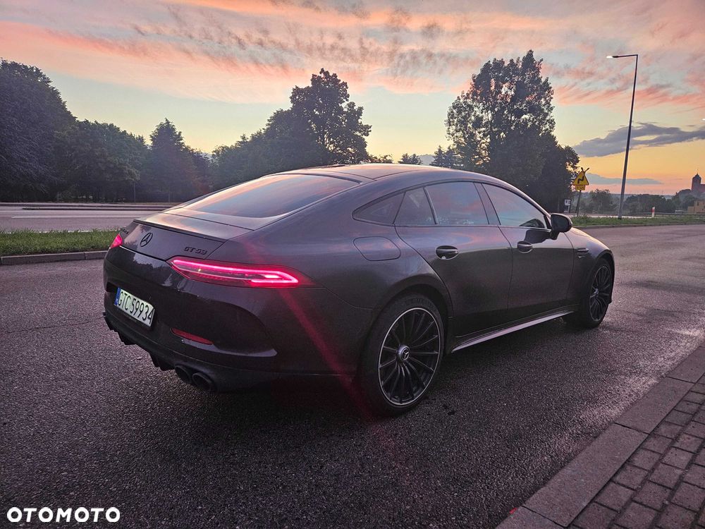Mercedes-Benz AMG GT - 2