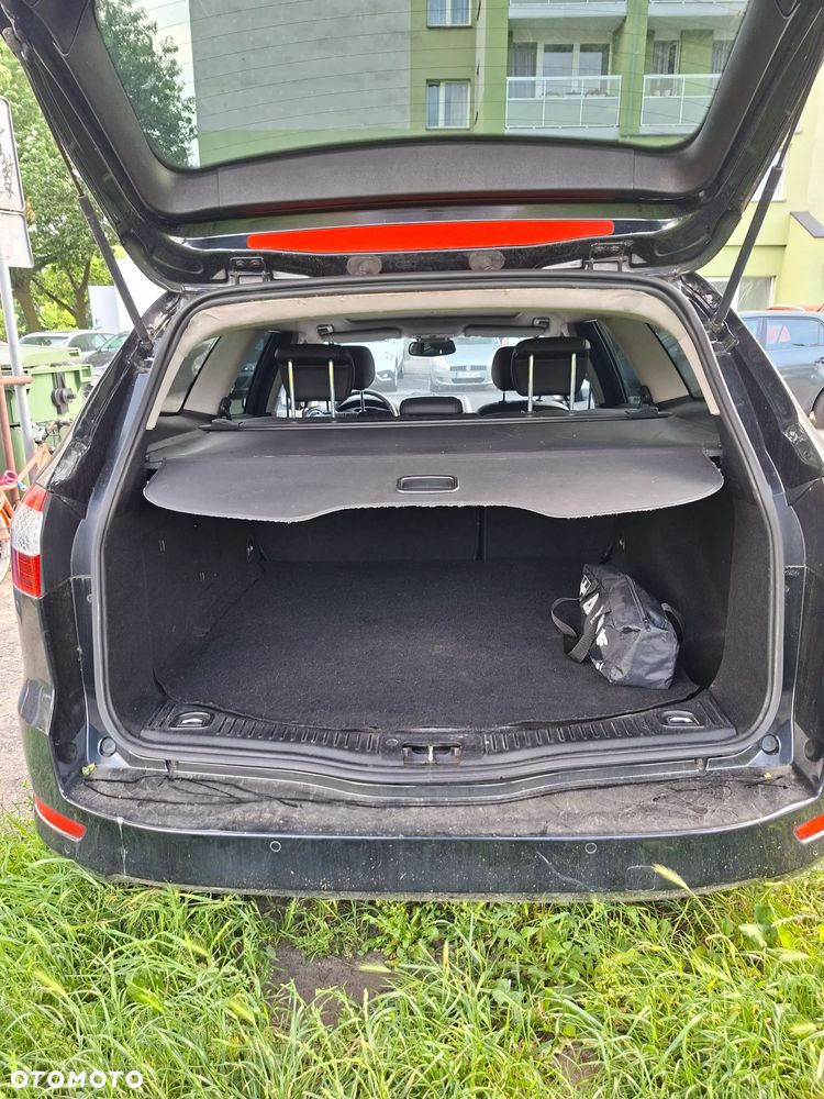 Ford Mondeo - 10