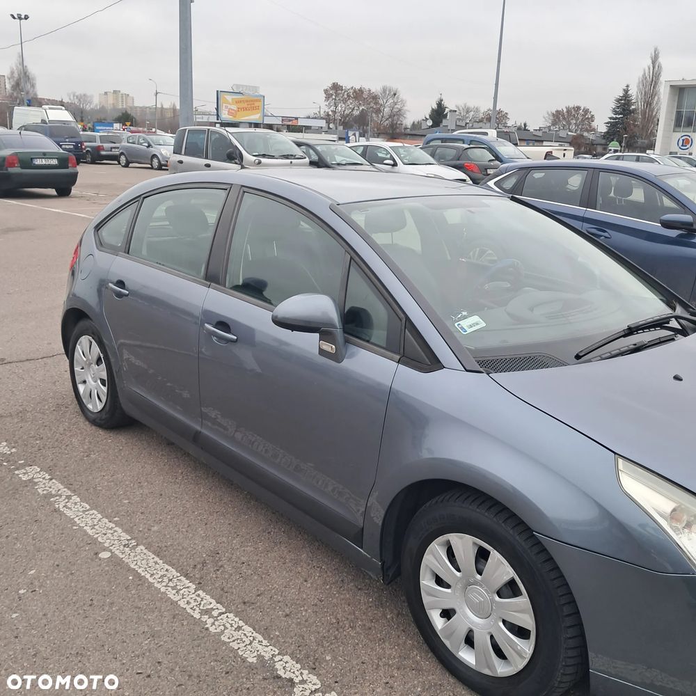 Citroën C4 1.6 HDi SX - 4