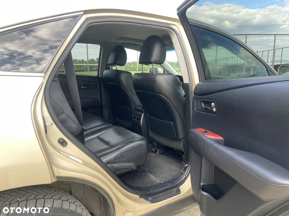 Lexus RX - 7
