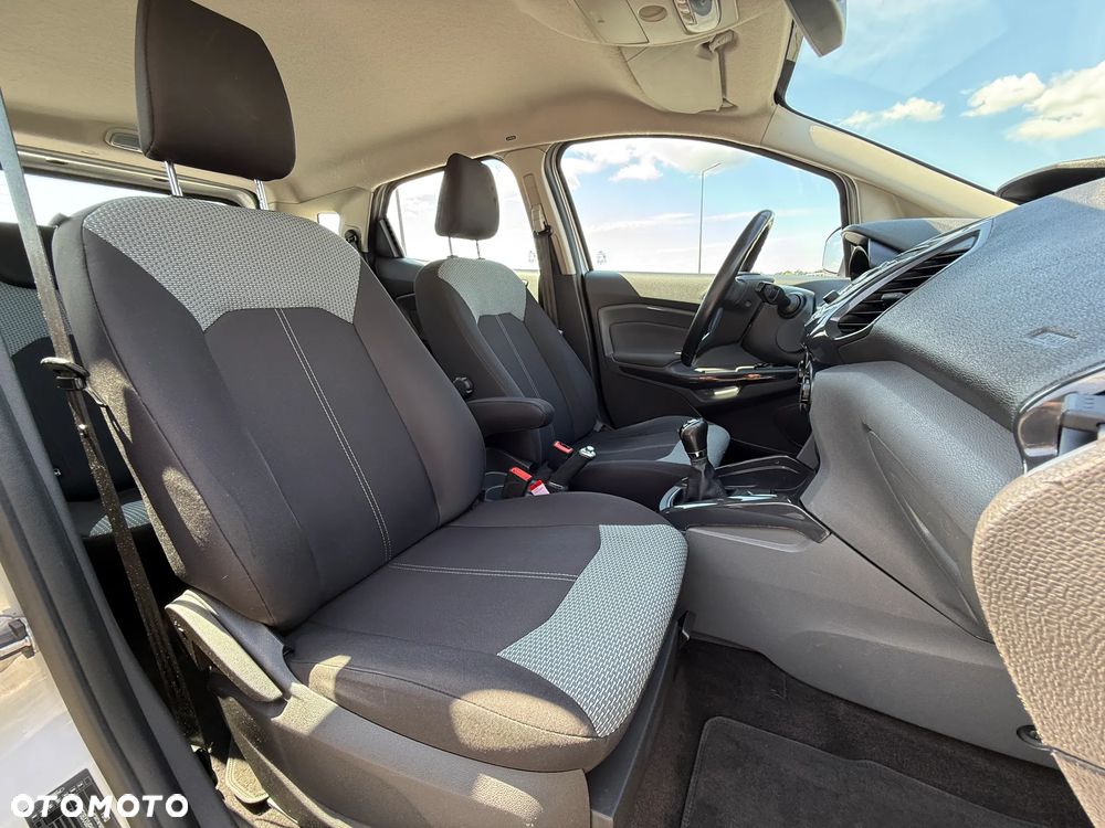 Ford EcoSport - 33