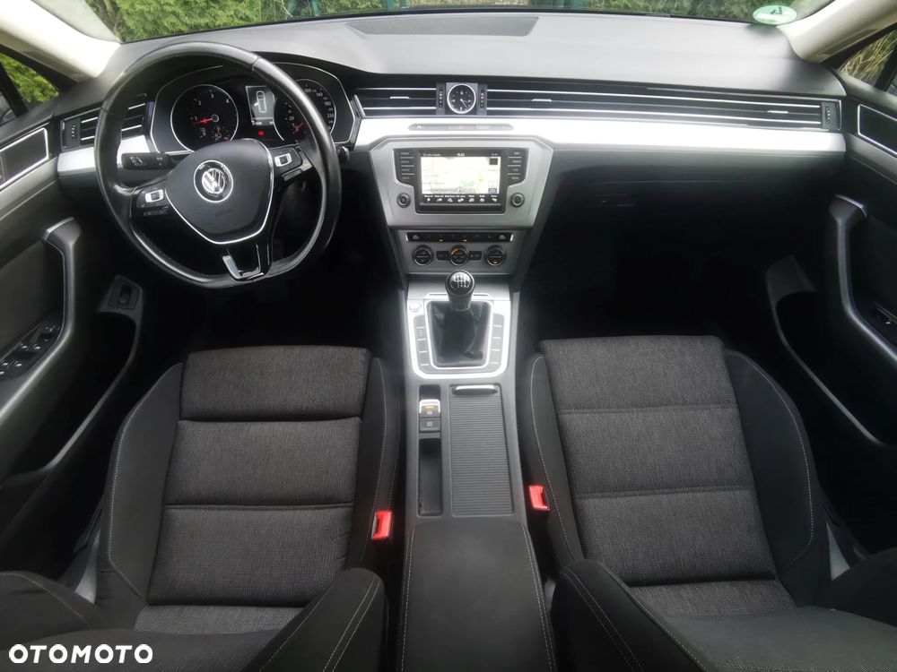 Volkswagen Passat Variant 2.0 TDI BMT Comfortline - 8