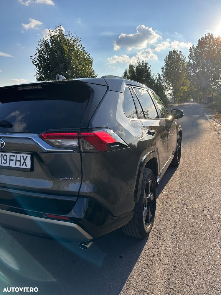 Toyota RAV4 - 7