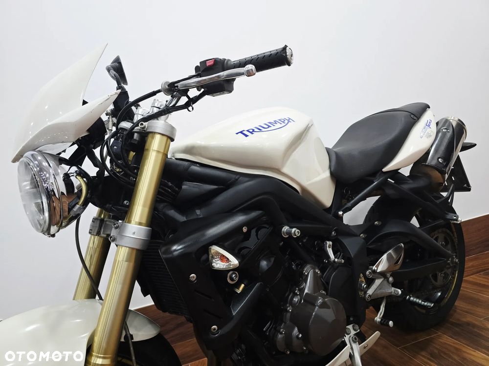 Triumph Street Triple - 3