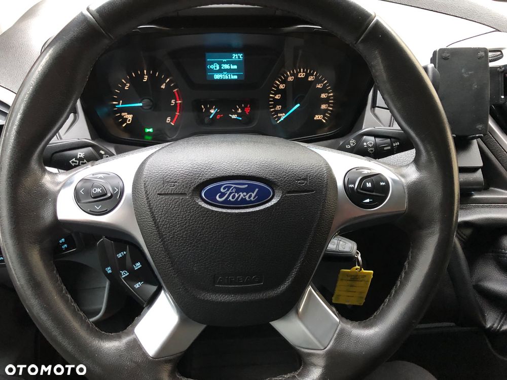 Ford Tranzit custom - 18