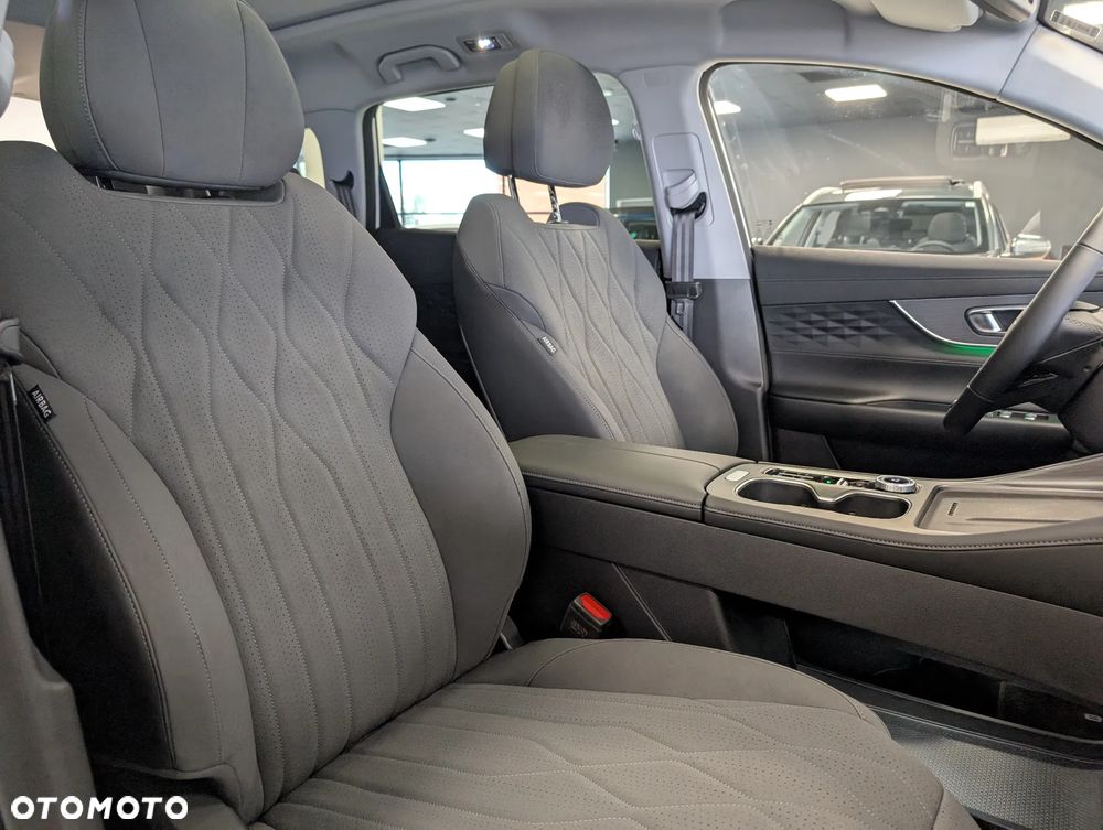 Chery Tiggo 8 1.5 T-GDI Super Hybrid Prestige DCT - 18