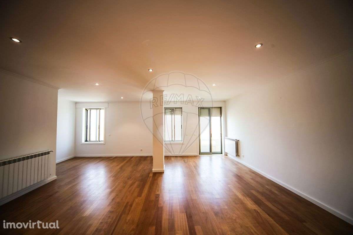 Apartamento T4 para venda - Grande imagem: 2/19