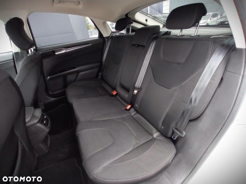 Ford Mondeo - 13