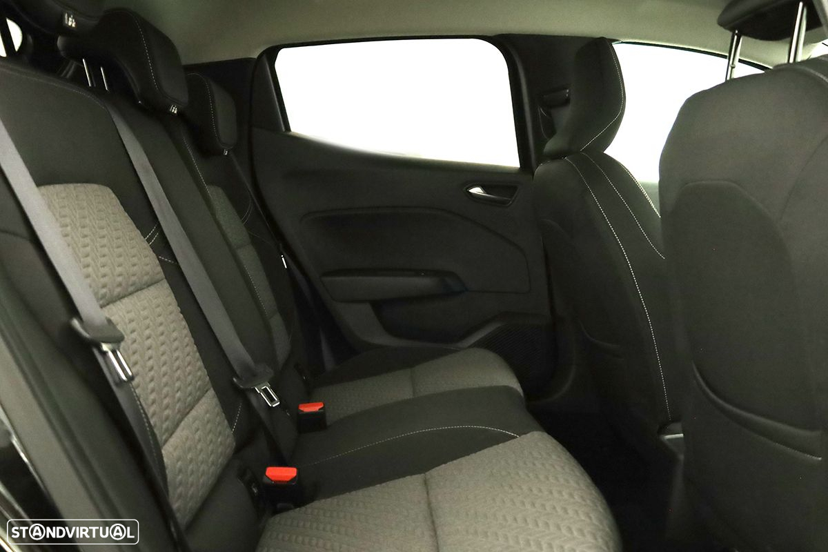 Renault Clio 1.0 TCe Evolution - 22