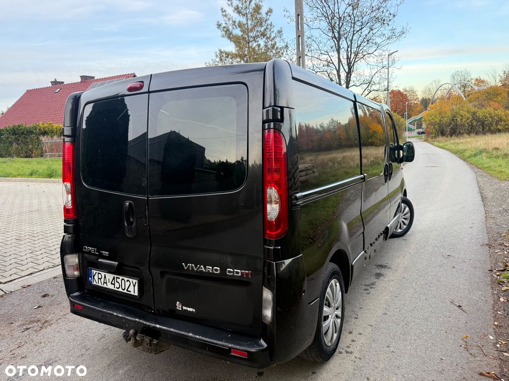 Opel Vivaro - 23