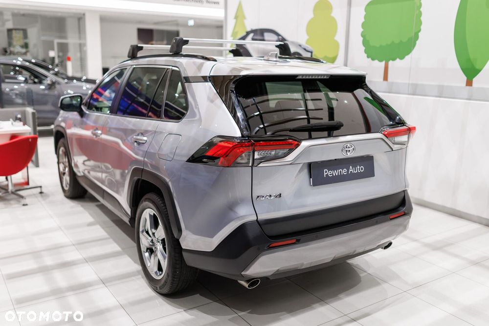 Toyota RAV4 2.0 Comfort 4x2 - 24