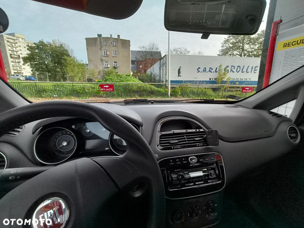 Fiat Punto 2012 - 11