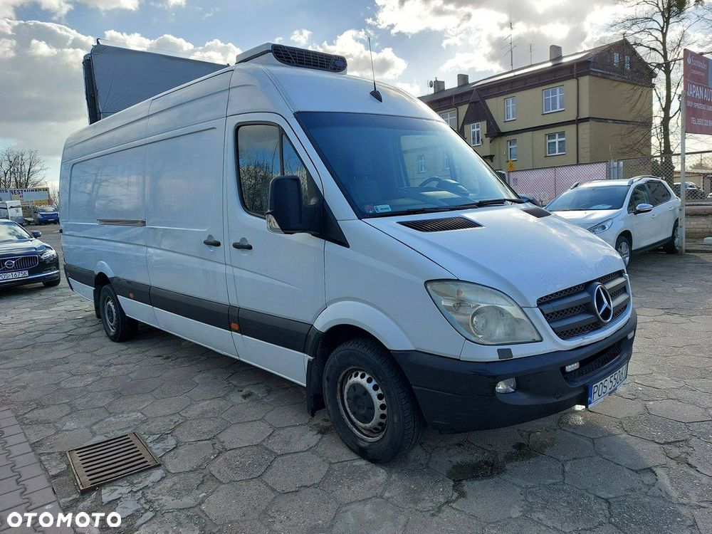 Mercedes-Benz Sprinter - 1
