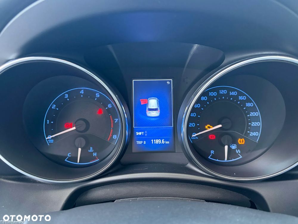 Toyota Auris 1.6 Premium - 29