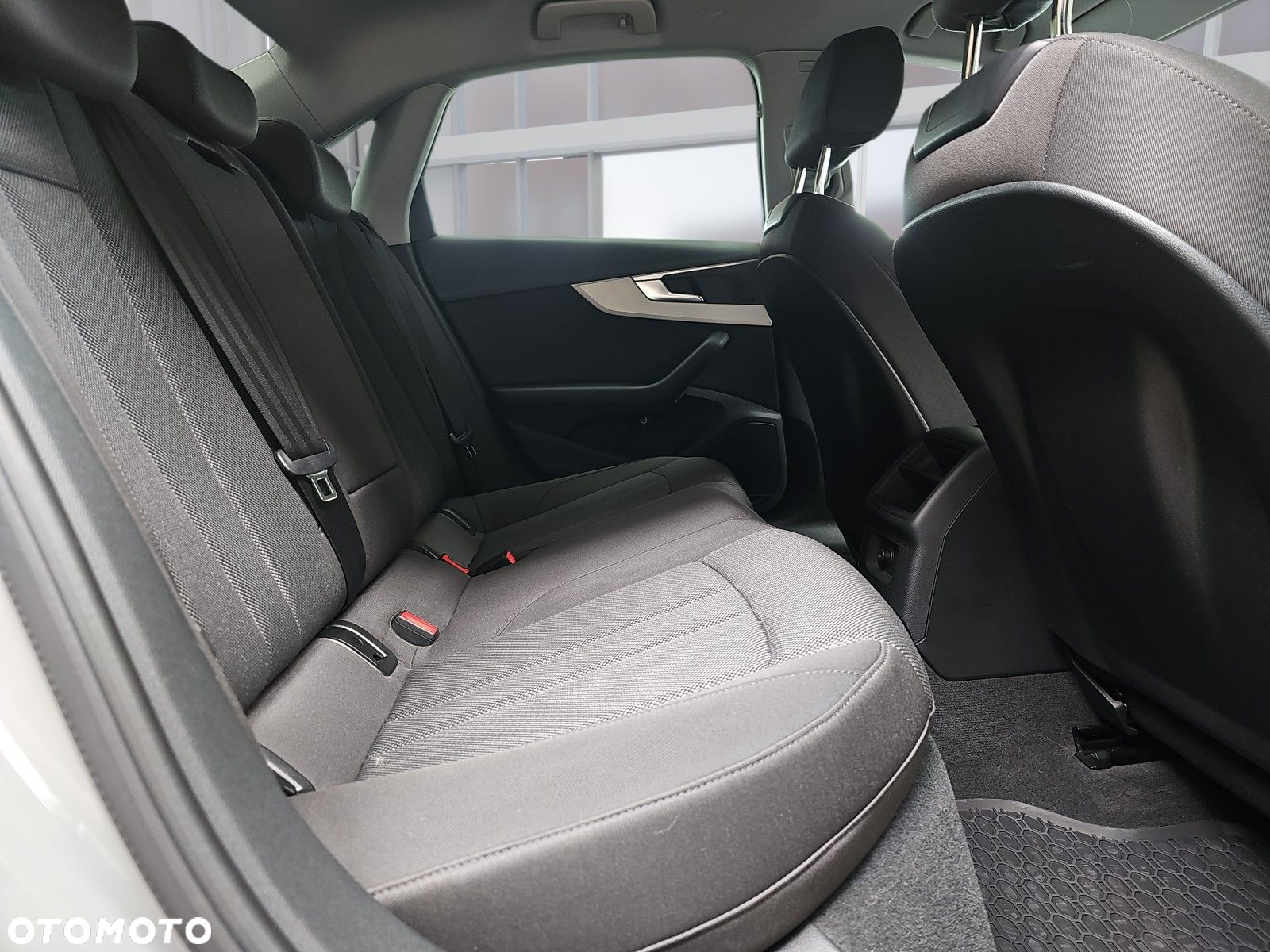 Audi A4 40 TDI mHEV S Line S tronic - 24