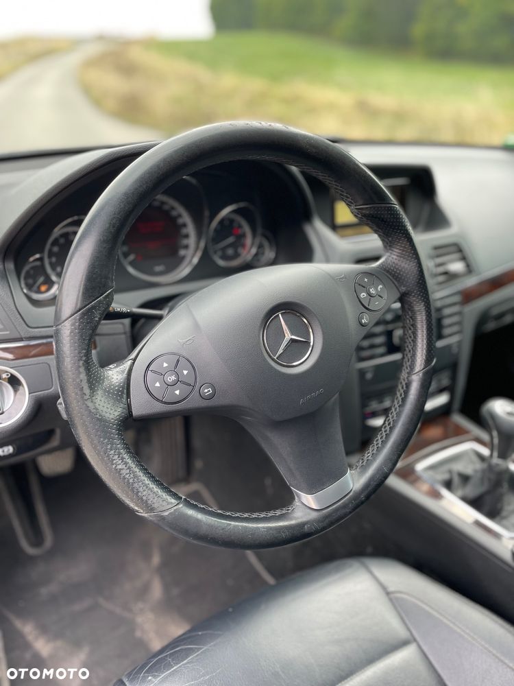 Mercedes-Benz Klasa E - 22