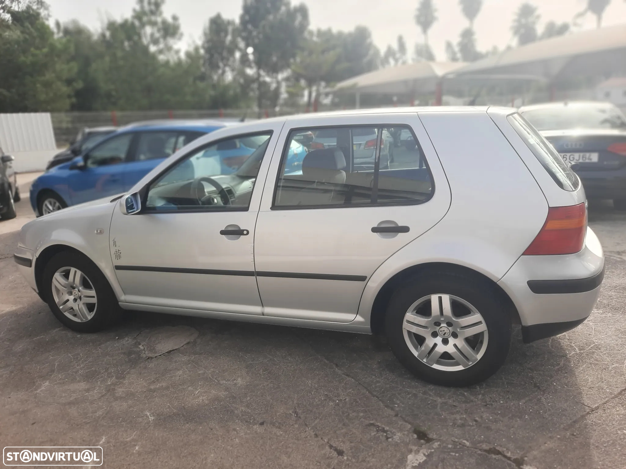 VW Golf 1.4i Confort - 4