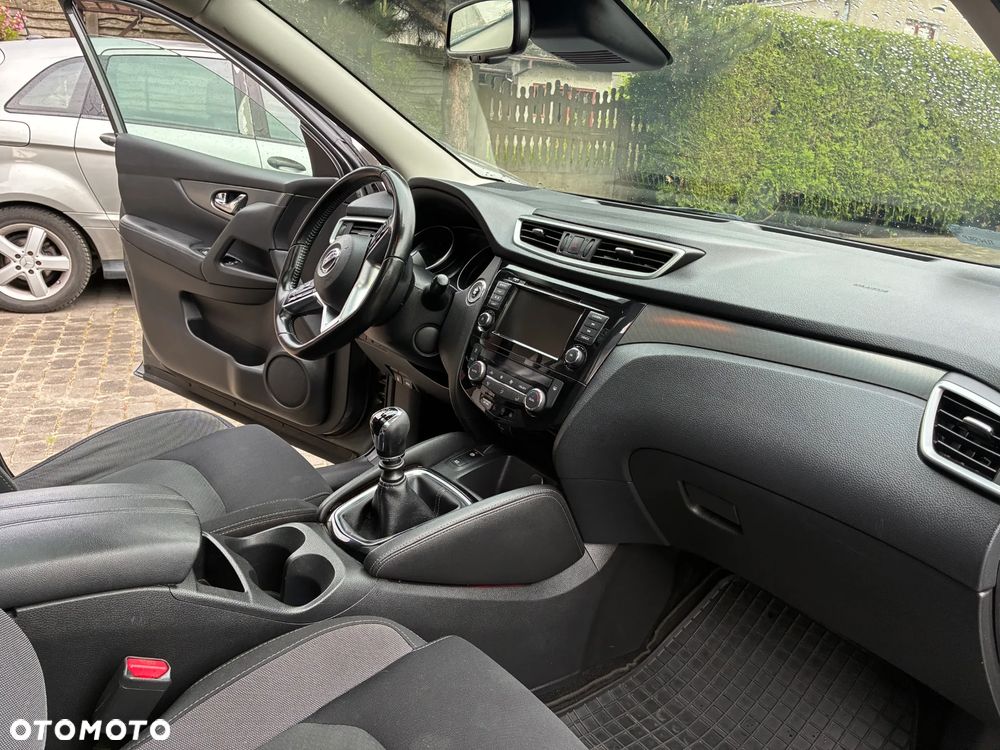 Nissan Qashqai 1.3 DIG-T N-Connecta - 9