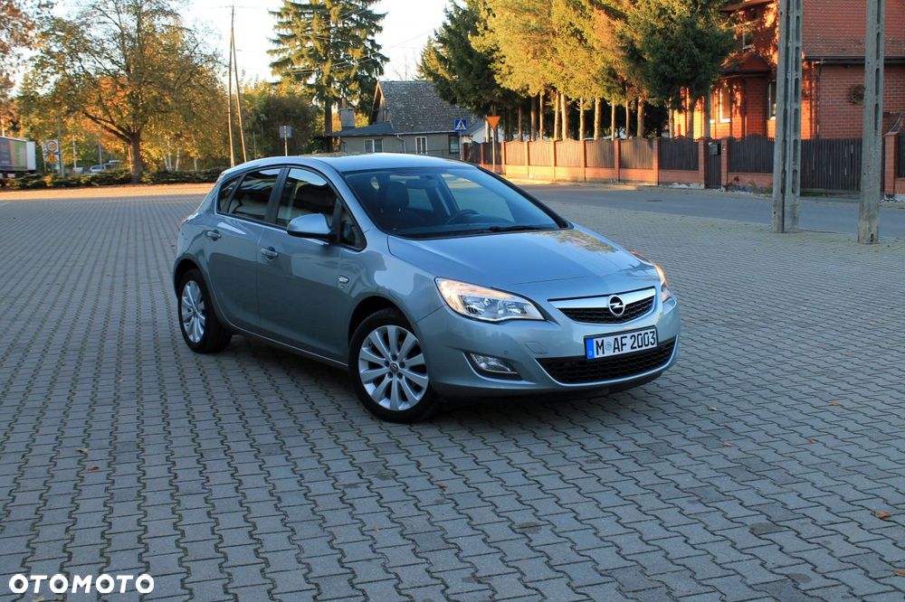 Opel Astra - 8
