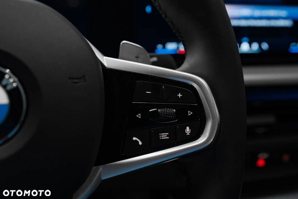 BMW Seria 3 320i - 15