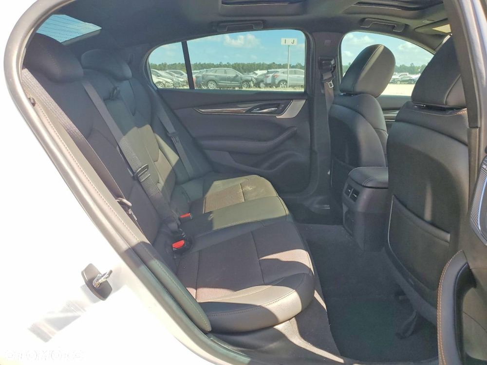 Cadillac CT5 - 8