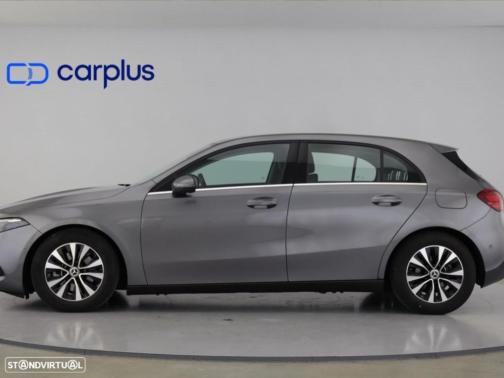 Mercedes-Benz A 200 Standard - 4