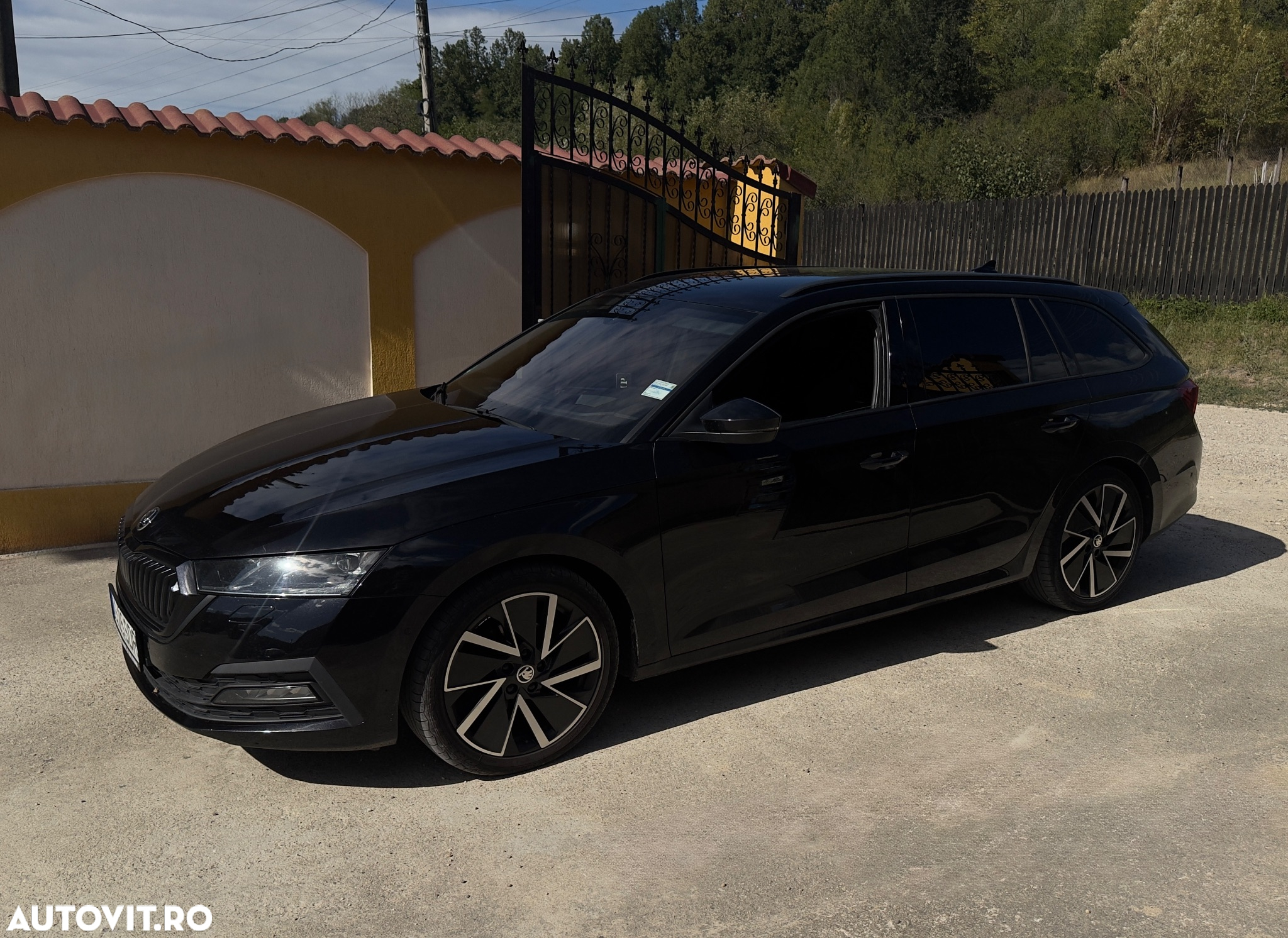 Skoda Octavia 2.0 TDI DSG Style - 4