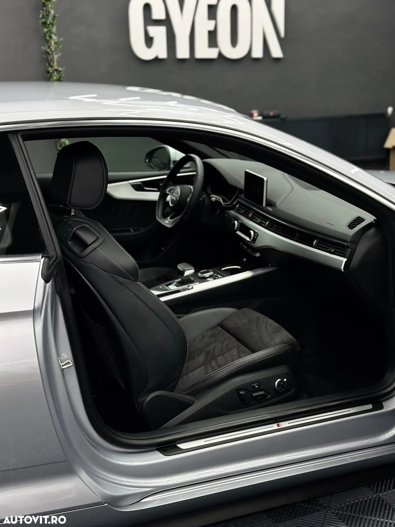 Audi A5 Coupe 2.0 TDI S tronic - 40