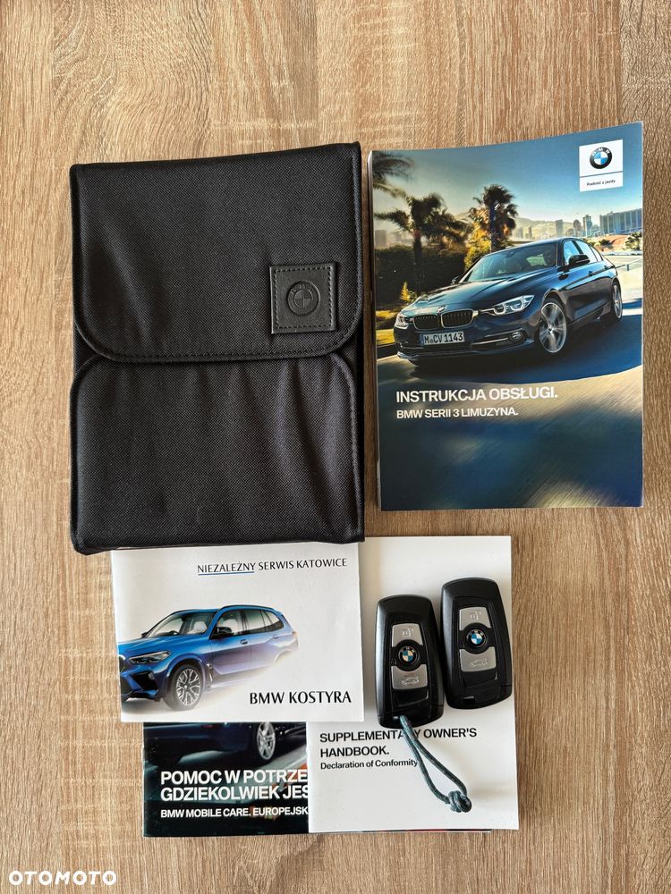 BMW Seria 3 318d Sport Line - 16