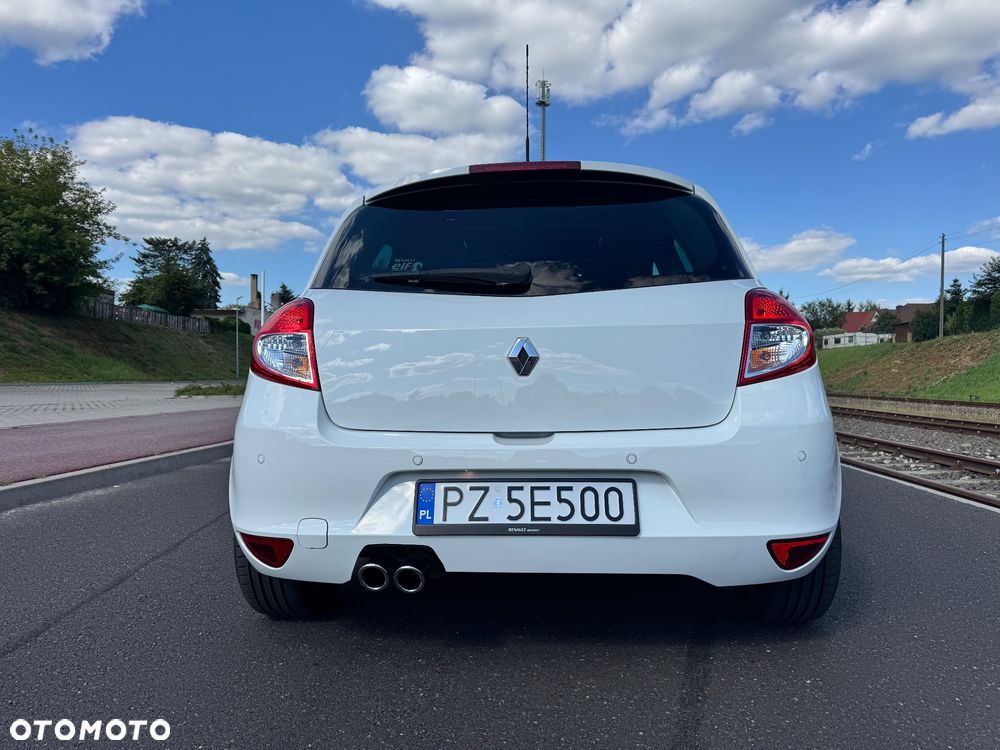 Renault Clio 1.6 16V GT - 5