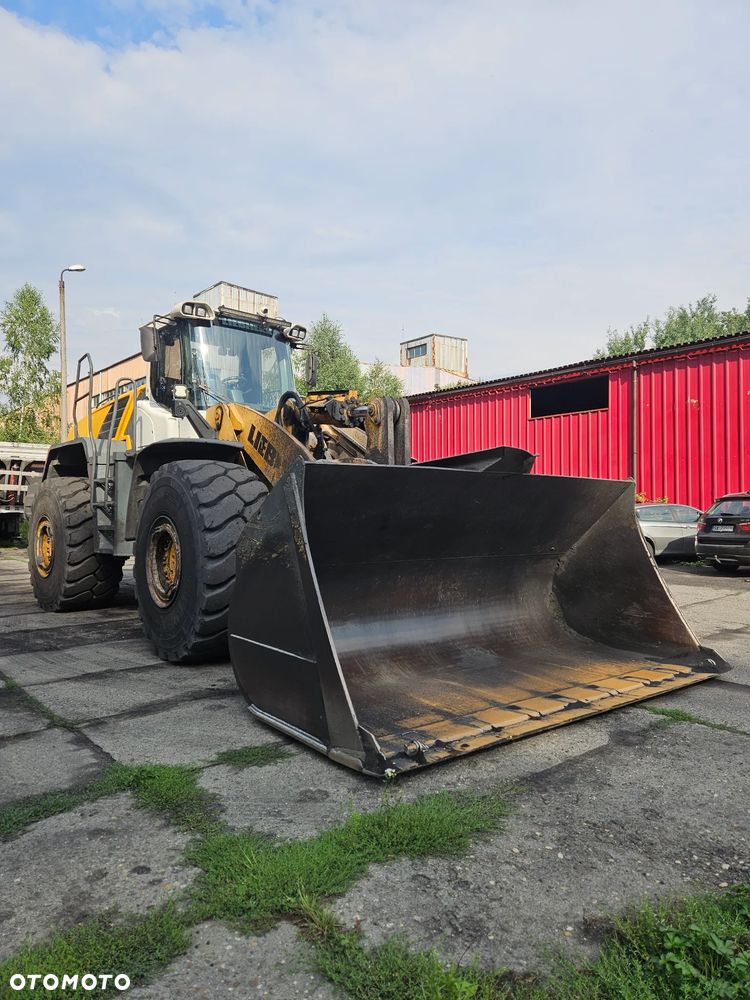 Liebherr 586 - 8