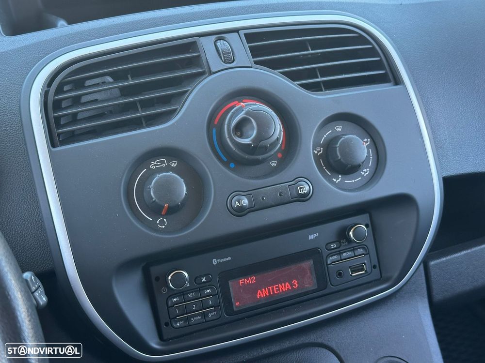 Renault Kangoo Outro - 17