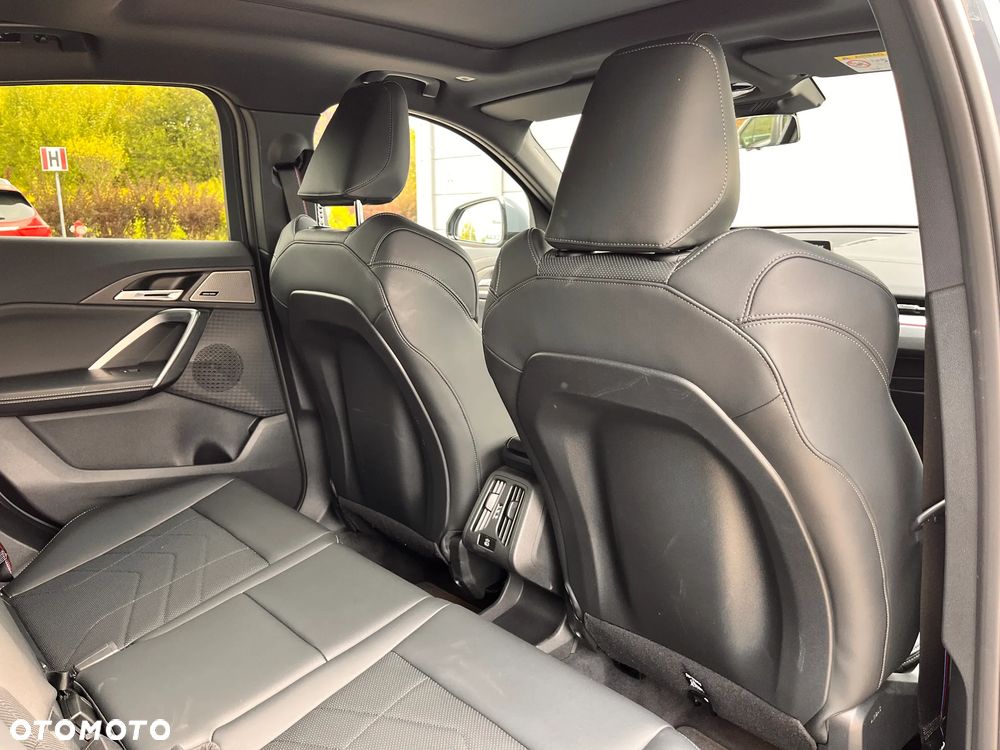 BMW X2 - 32