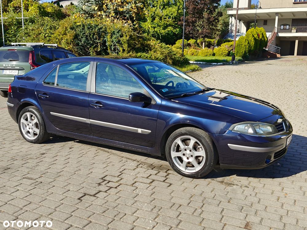Renault Laguna 1.9 dCi Initiale - 16