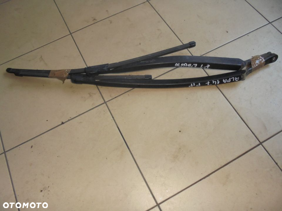 RAMIONA WYCIERACZEK ALFA 147 LIFT - 4