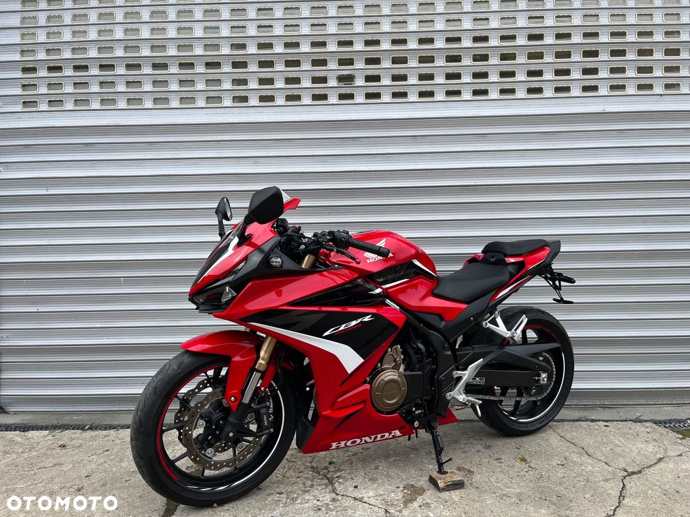 Honda CBR - 32