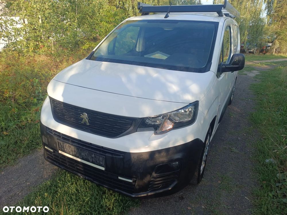 Peugeot partner L2 długi klima 77tys km HDi maxi 3osobowy bagaznik - 9