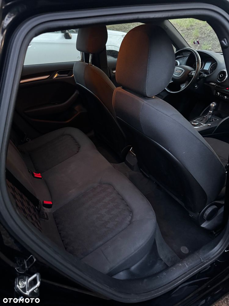 Audi A3 Sportback 1.4 TFSI S tronic Ambiente - 20