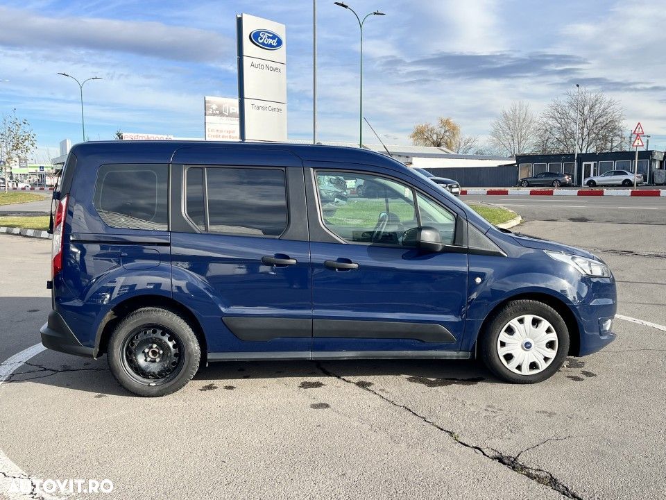 Ford Transit Connect - 8