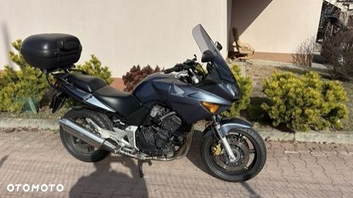 Honda CBF - 11
