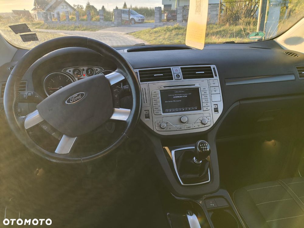 Ford Kuga 2.0 TDCi 4x4 Titanium - 11