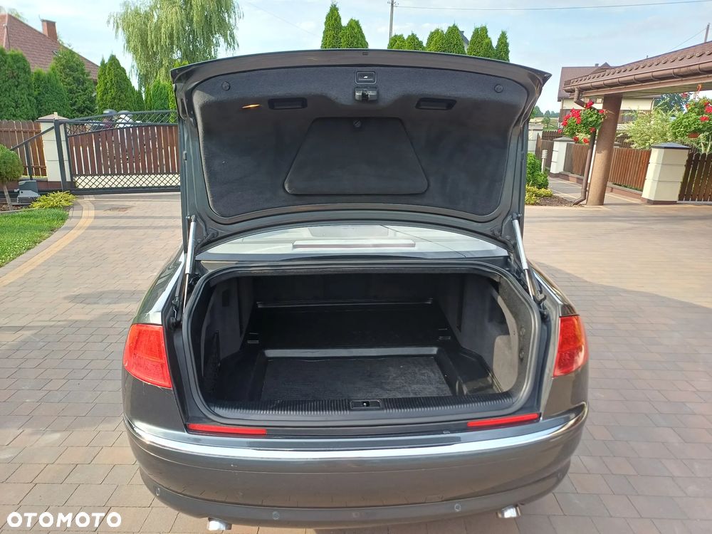 Audi A8 4.2 TDI Quattro - 31