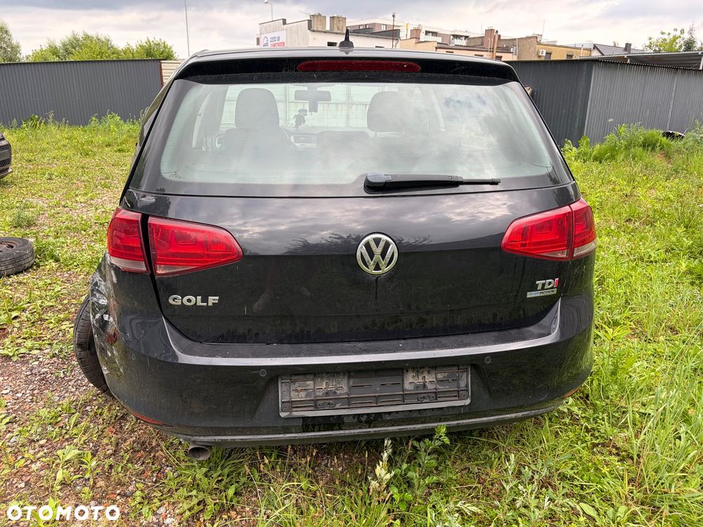 Volkswagen Golf - 4