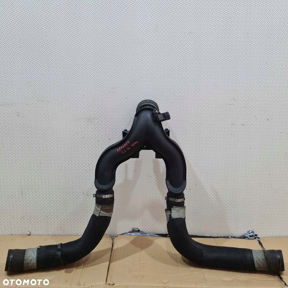 maserati levante sq4 3.0 v6 dolot powietrza wlot rura intercoolera - 1