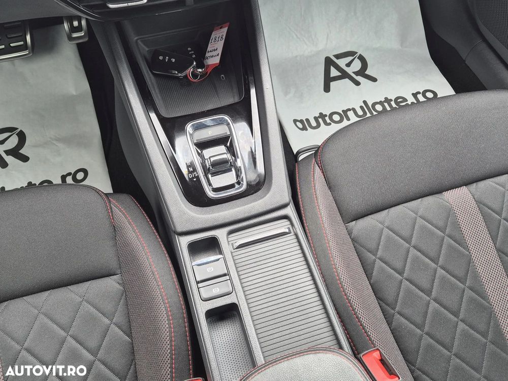 Skoda Octavia 1.4 TSI DSG RS - 19
