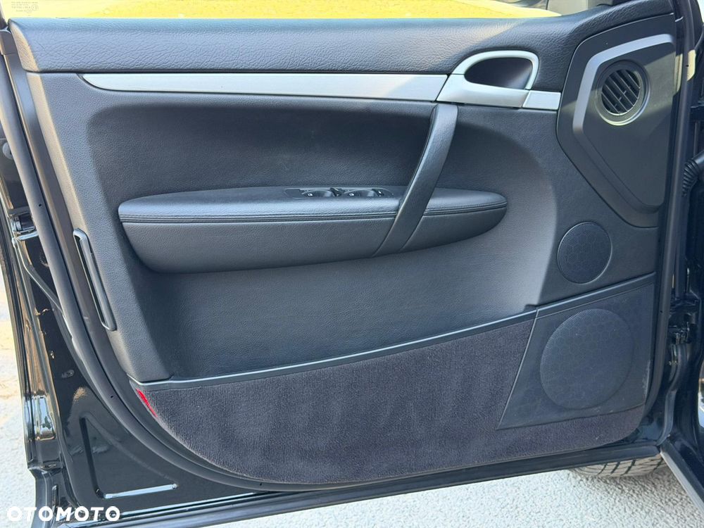 Porsche Cayenne Tiptronic S - 14