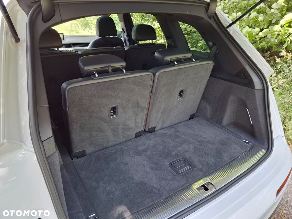 Audi Q7 - 12