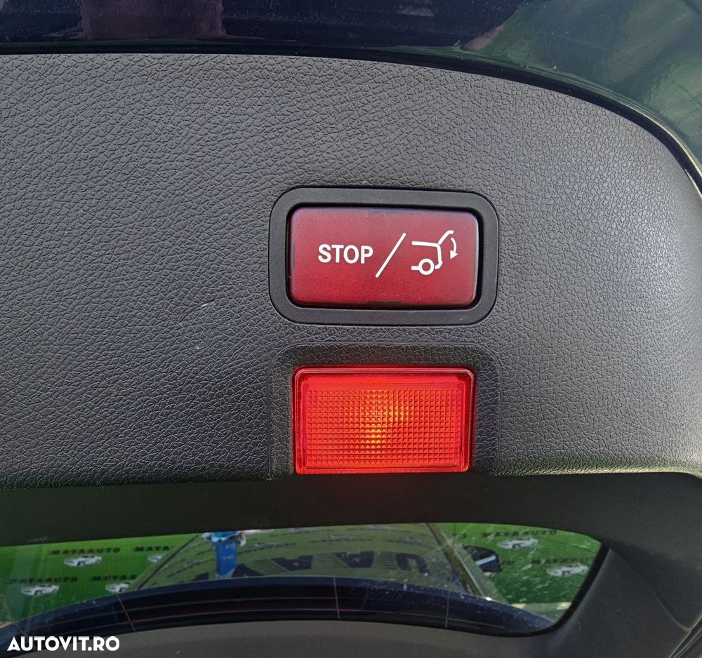 Mercedes-Benz CLA - 16