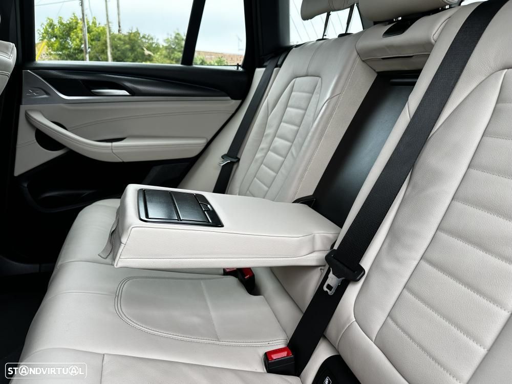 BMW X3 30 e xDrive Pack M - 53