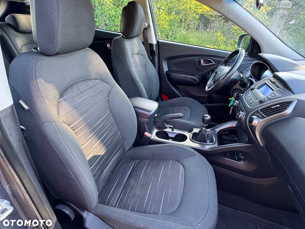 Hyundai Tucson blue 1.6 GDi 2WD Intro Edition - 12